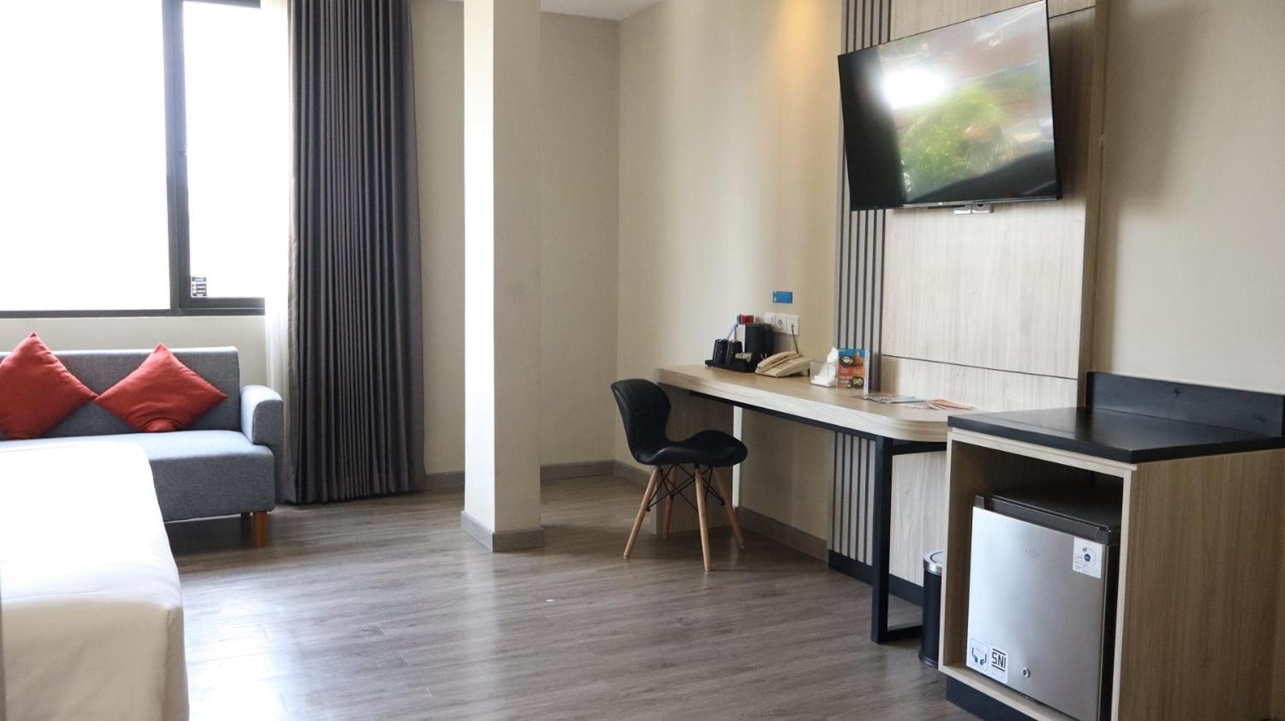 Hotel Front One Gosyen 3*